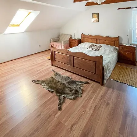 Holiday home 4 Bedroom Cozy Home In Lidzbark Warminski