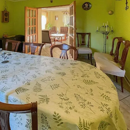 4 Bedroom Cozy Home In Lidzbark Warminski Holiday home